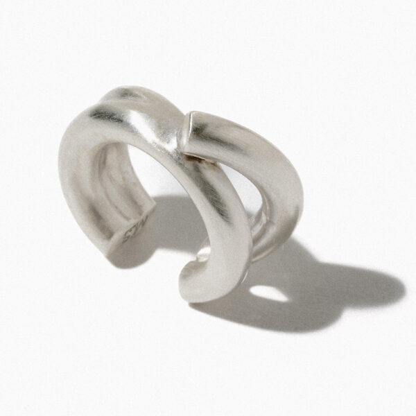 dyad - Image 4